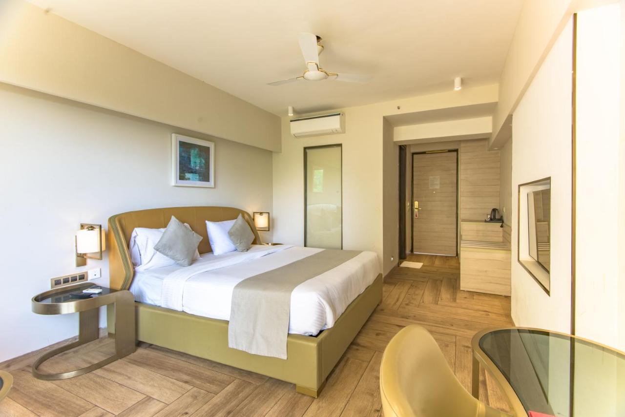 Hotel The Fern Residency Calangute-Baga, Goa Zewnętrze zdjęcie